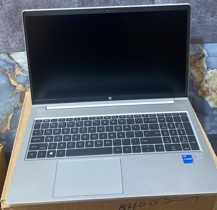 Hp probook 450 G8 i5 8gb/256gb